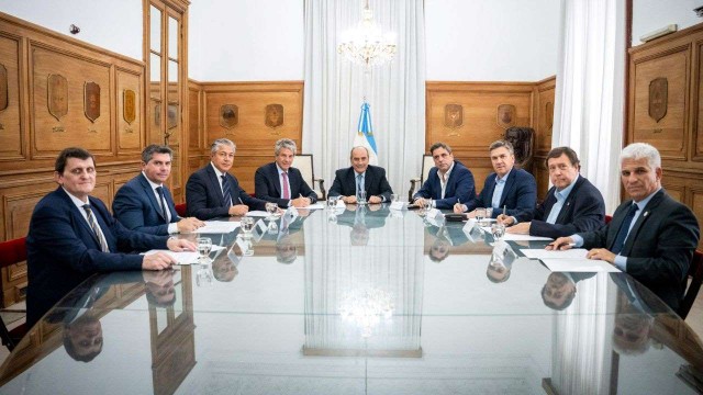 Celebra el Gobierno: otras ocho provincias adhirieron al plan «dólar colchón»