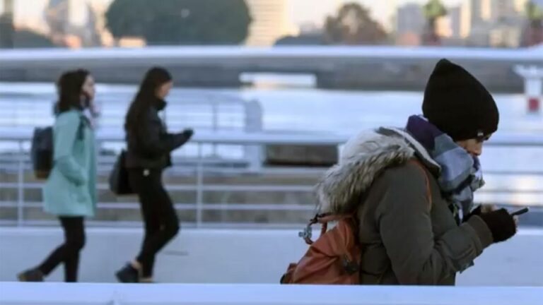 El frío polar atraviesa la Argentina: prevén temperaturas extremas en la Ciudad y el conurbano