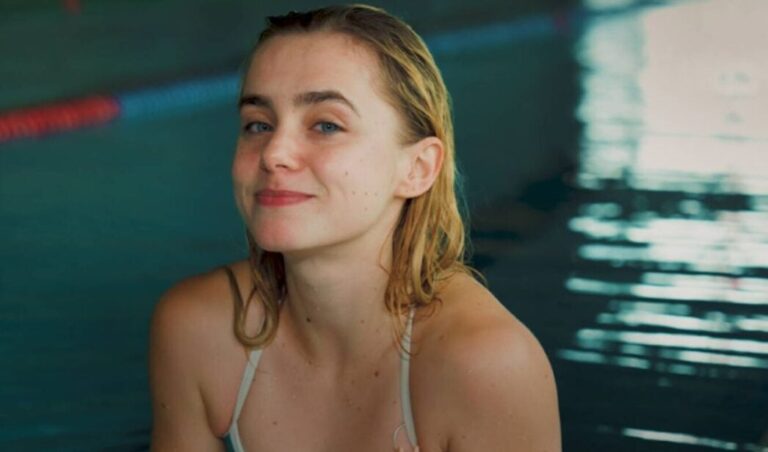 La serie de ocho capítulos que acaba de aterrizar en Netflix y ya es un fenómeno internacional