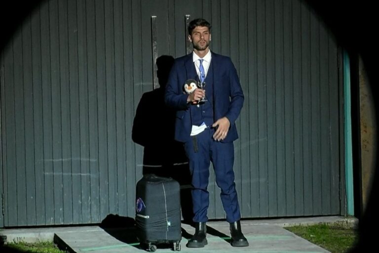 El emotivo momento en el que Tato se quedó solo en la casa de Gran Hermano y apagó la luz