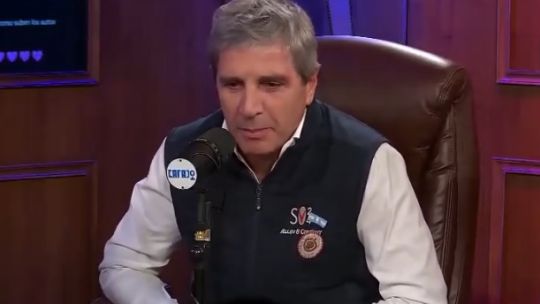 El «678» millonario de Caputo: el dólar y el riesgo de vender hasta el último