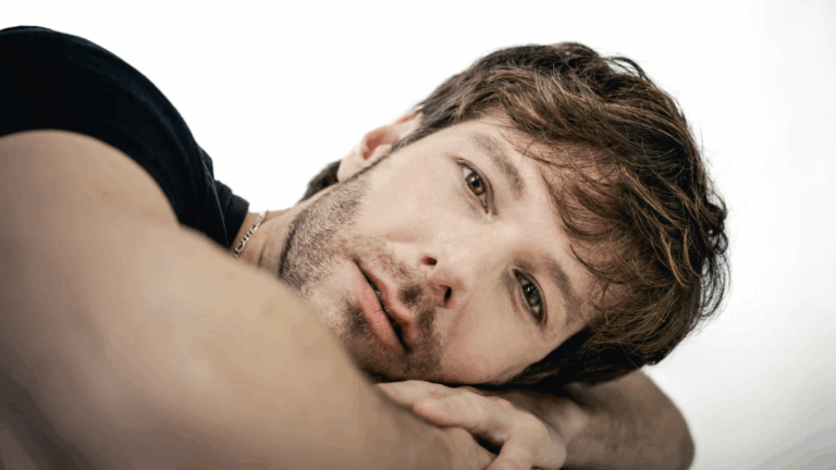 El regreso del artista Gus Giallatini: de brillar en «Latin American Idol» al renacer artístico