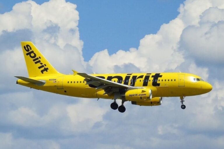 Qué significa que Spirit Airlines se haya declarado en bancarrota otra vez: la dura medida que tomarán en EE.UU.