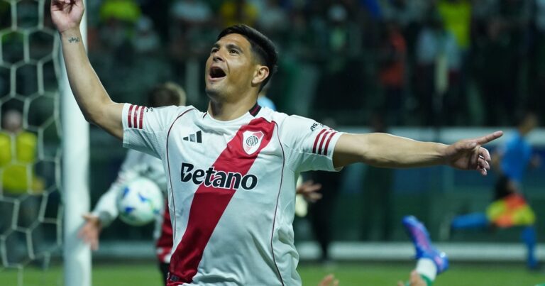 Video: el gol de Salas de cabeza ante Palmeiras