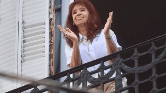 Cristina Kirchner prepara su indagatoria en el juicio por la Causa Cuadernos