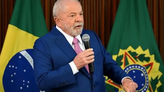 Flavio Bolsonaro y Lula da Silva, candidatos en la segunda vuelta electoral de Brasil